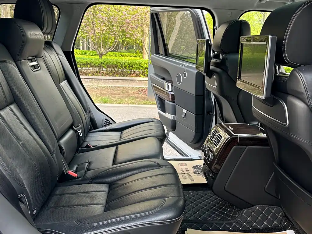 Land Rover Range Rover — миниатюра 13