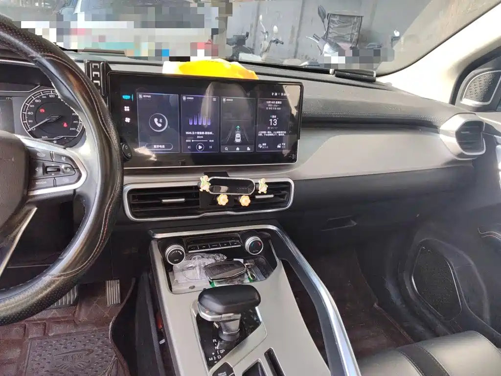 Geely Binyue — миниатюра 14