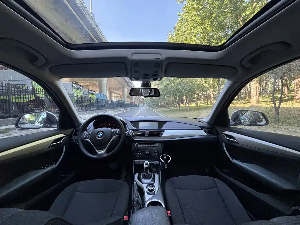 BMW X1 — миниатюра 9