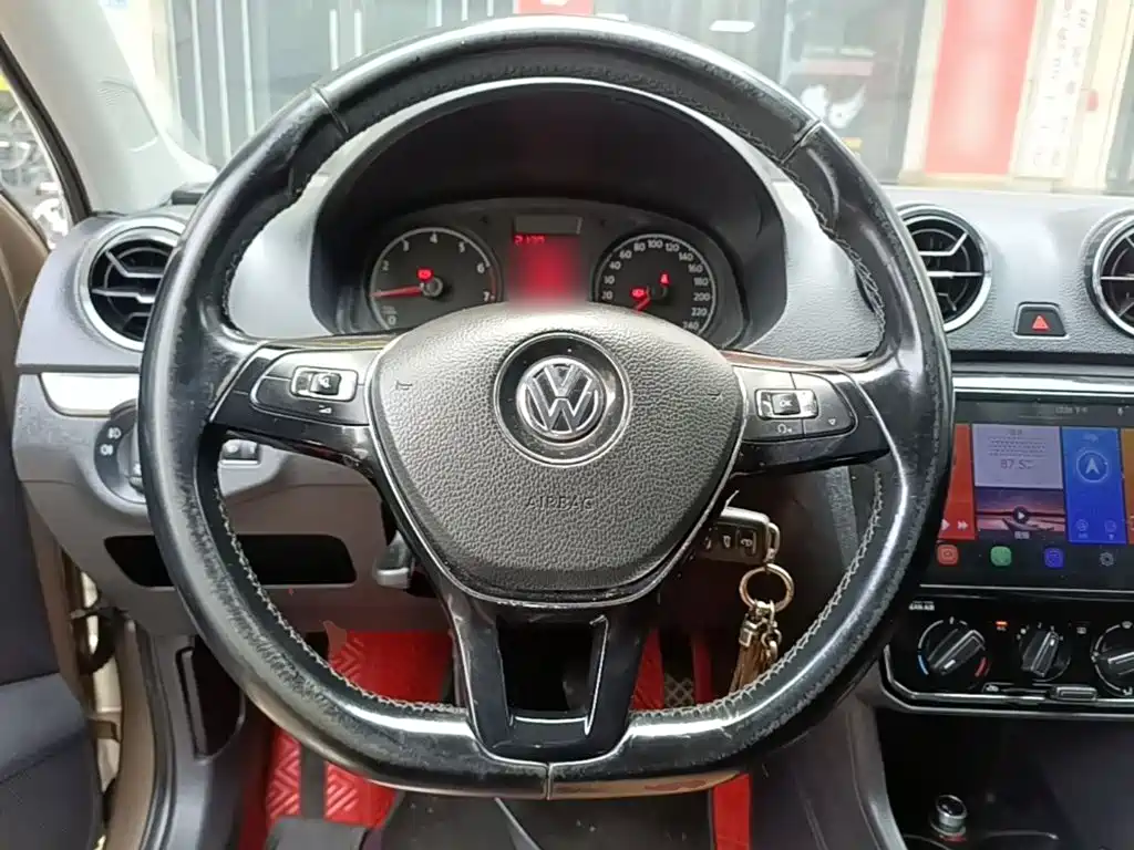 Volkswagen Jetta — миниатюра 11