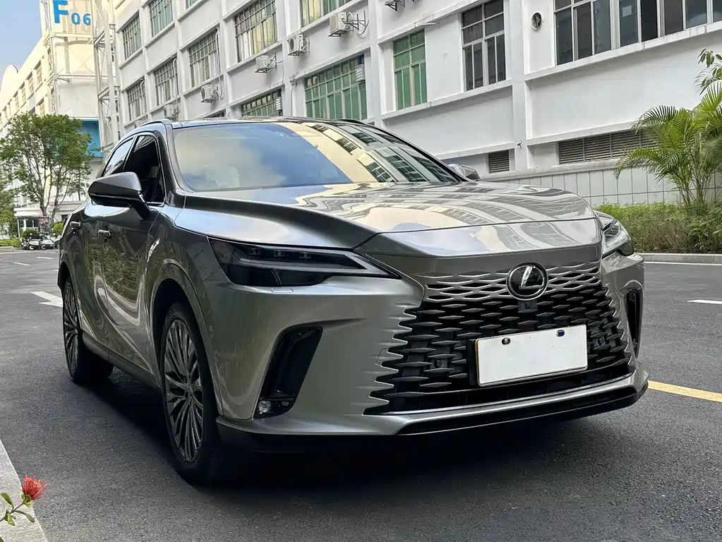 Lexus RX — миниатюра 3