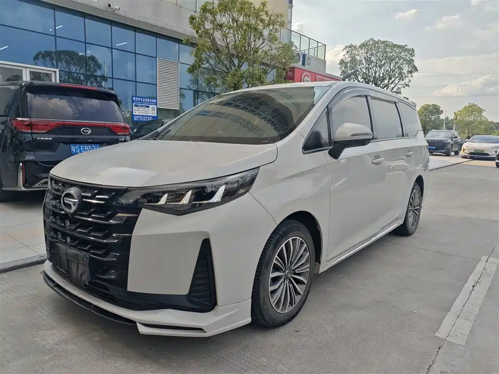 GAC Motor Trumpchi M6