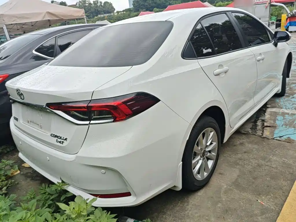 Toyota Corolla — миниатюра 7