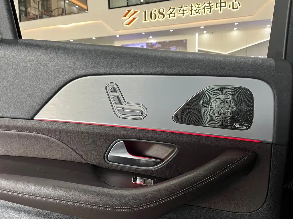 Mercedes-Benz GLE (Import) — миниатюра 11