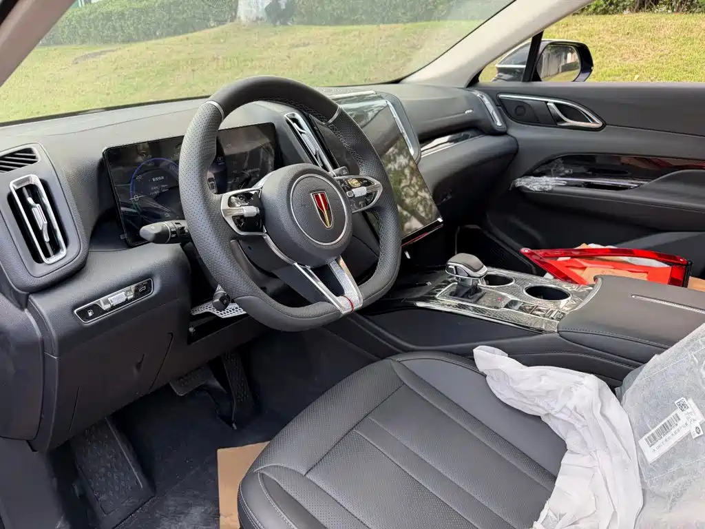 Hongqi Hongqi HS3 PHEV — миниатюра 7