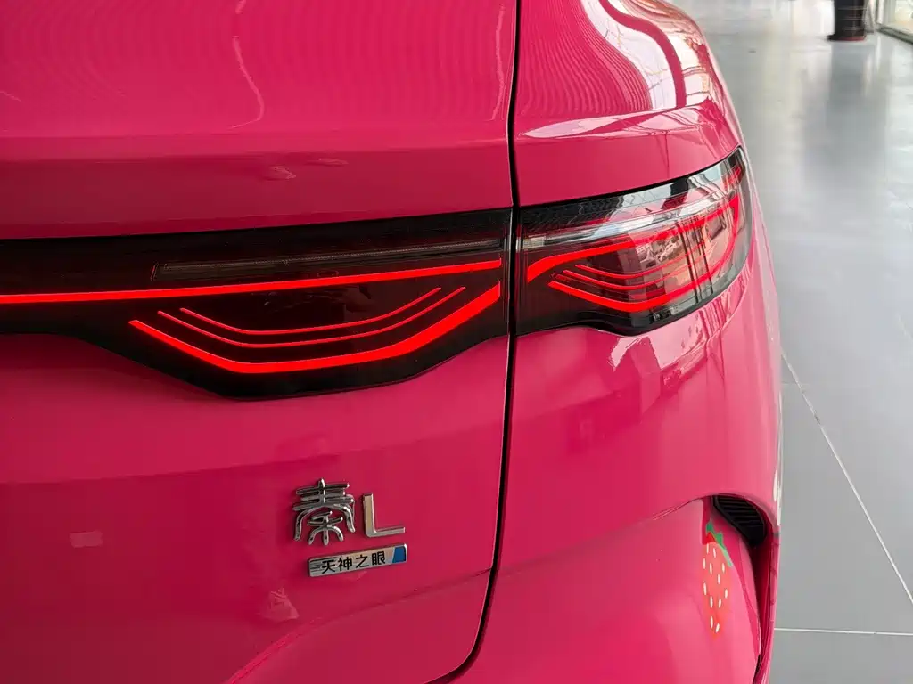 BYD Qin L — миниатюра 7