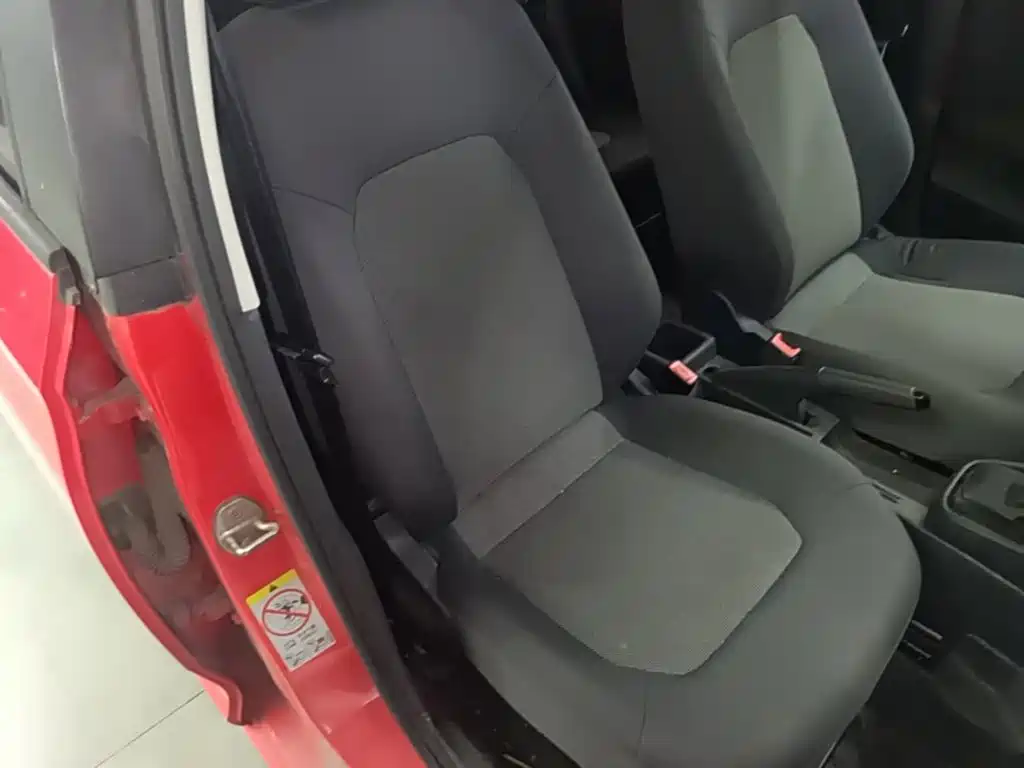 Skoda Rapid Spaceback — миниатюра 25