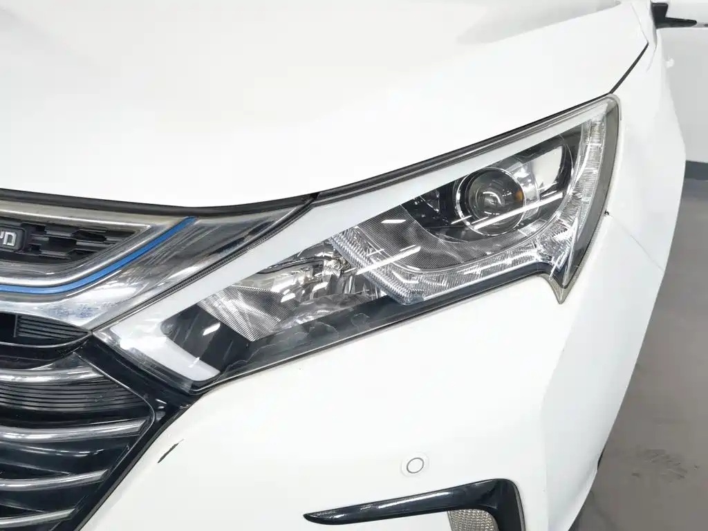 BYD Qin NEV — миниатюра 7