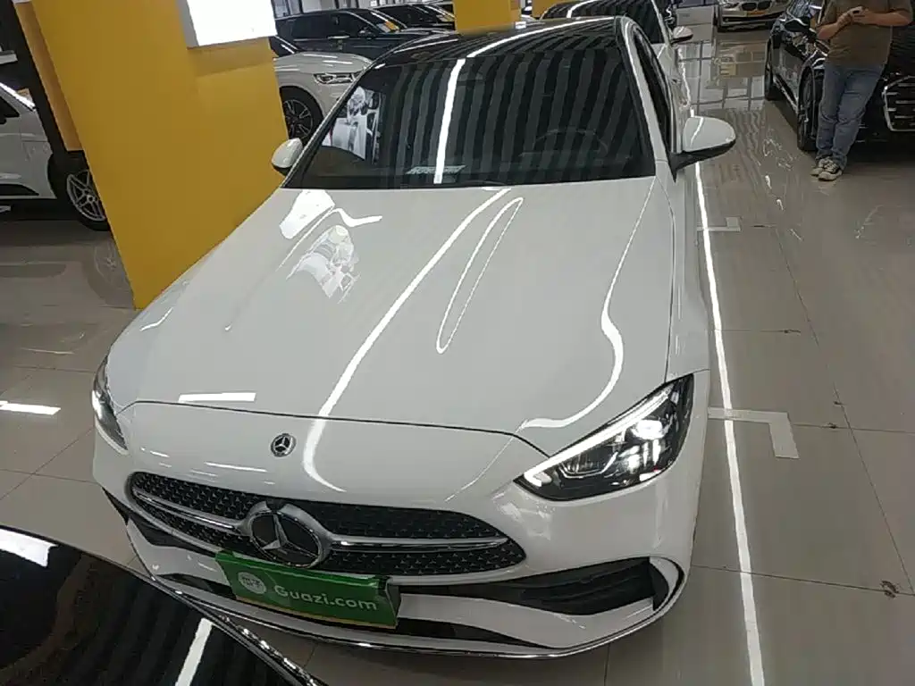 Mercedes-Benz C-Class — миниатюра 3