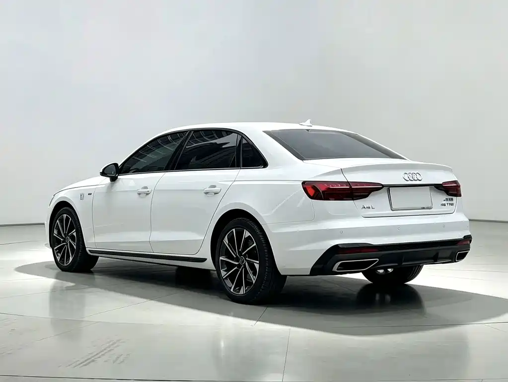 Audi A4L — миниатюра 12