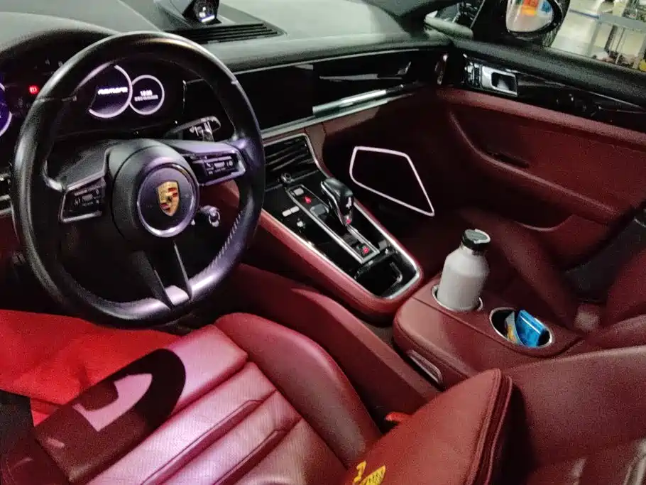 Porsche Panamera — миниатюра 12
