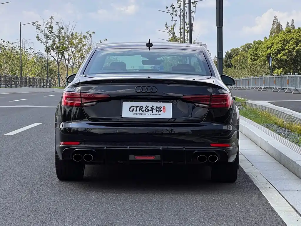 Audi S4 — миниатюра 10