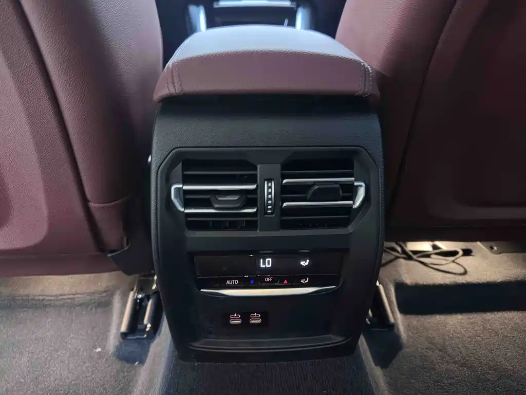BMW 3 Series — миниатюра 13