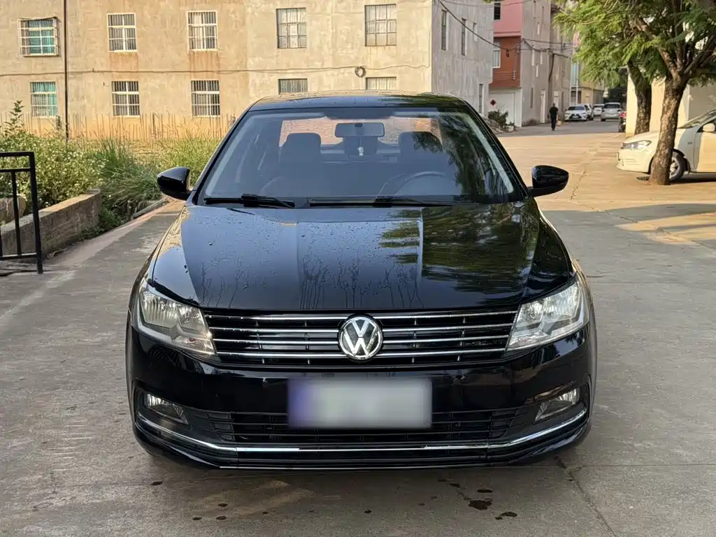 Volkswagen Lavida — миниатюра 3