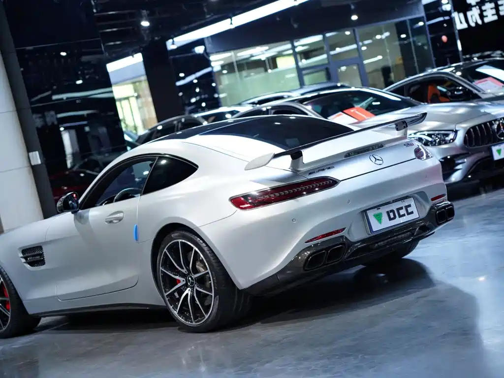 Mercedes-Benz AMG GT — миниатюра 10