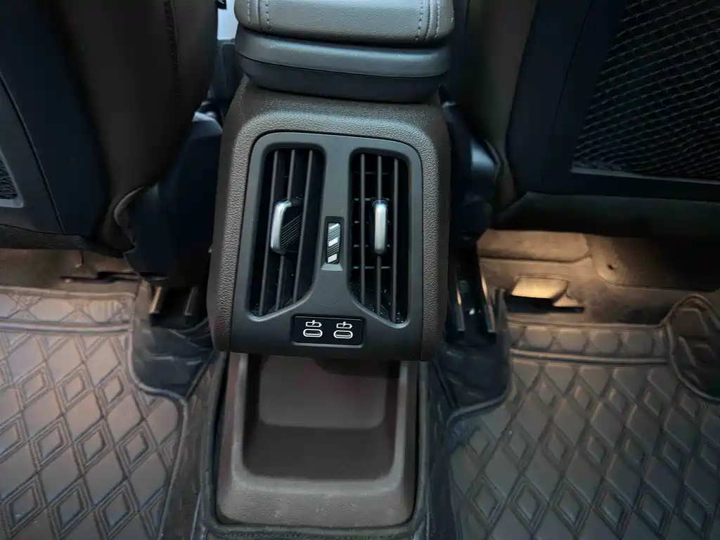BMW X1 — миниатюра 16