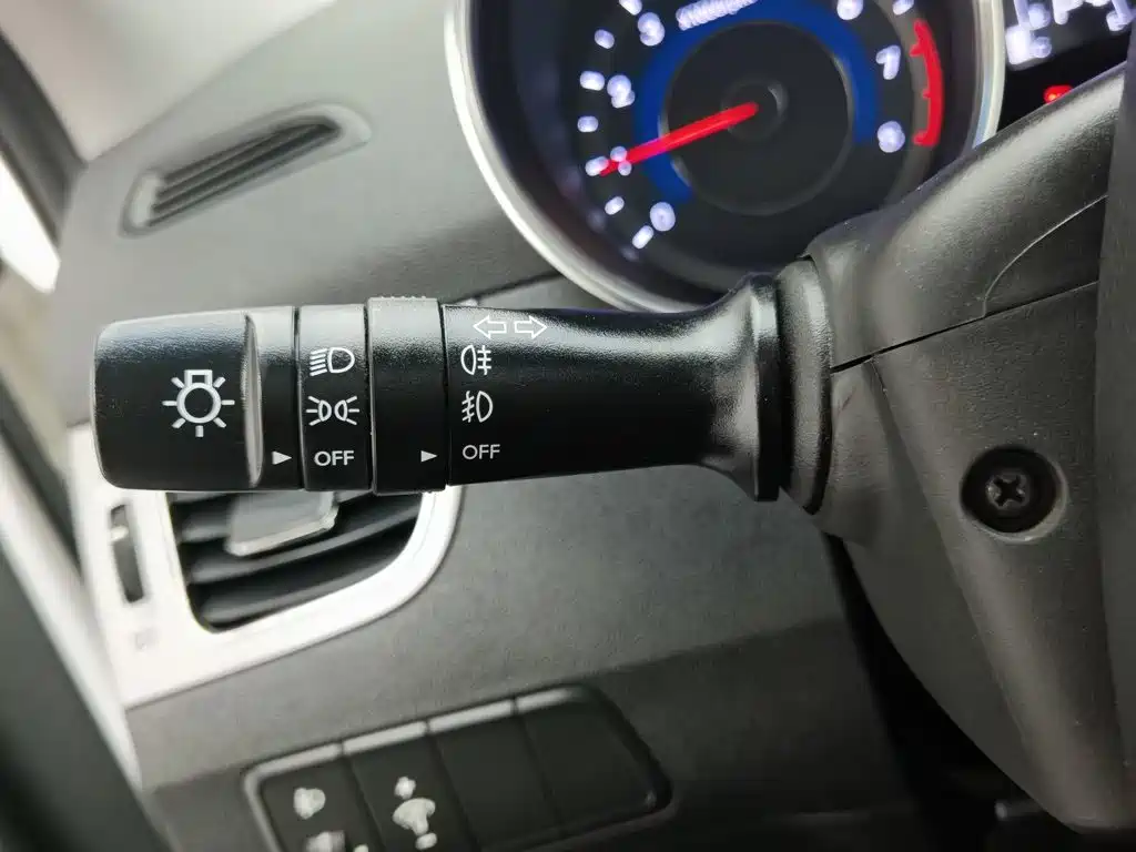 Hyundai Elantra Langdong — миниатюра 21