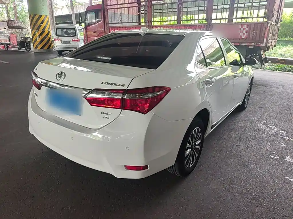 Toyota Corolla — миниатюра 7