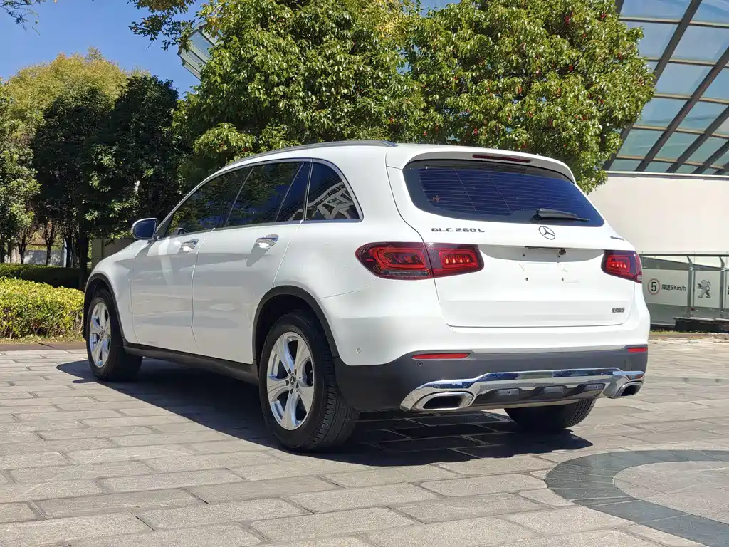 Mercedes-Benz GLC — миниатюра 7