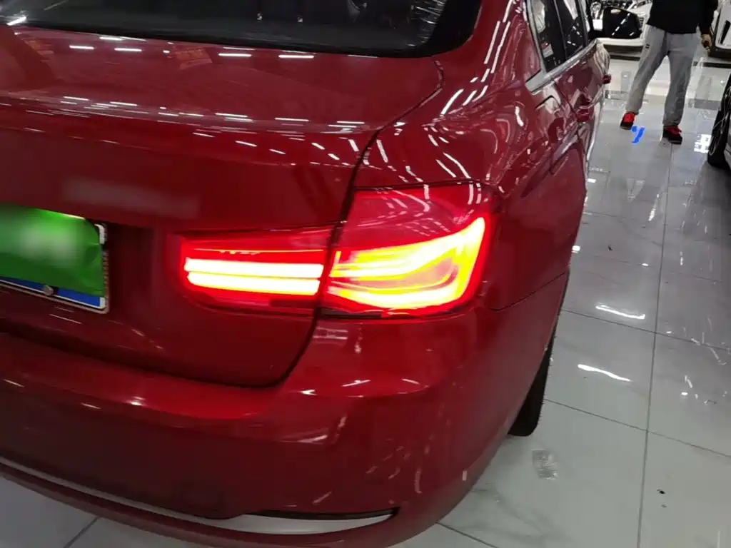 BMW 3 Series — миниатюра 8