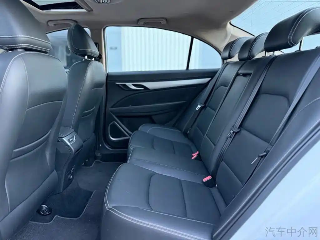 Geely Emgrand — миниатюра 8