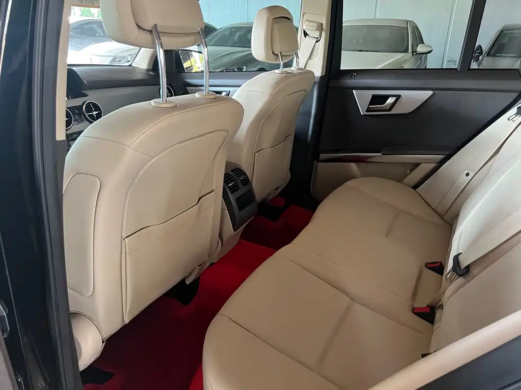 Mercedes-Benz GLK-Class — миниатюра 10