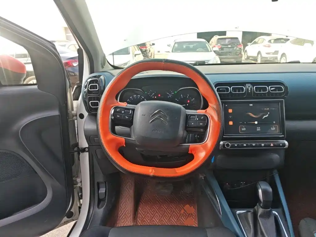 Citroen C4 Aircross — миниатюра 11
