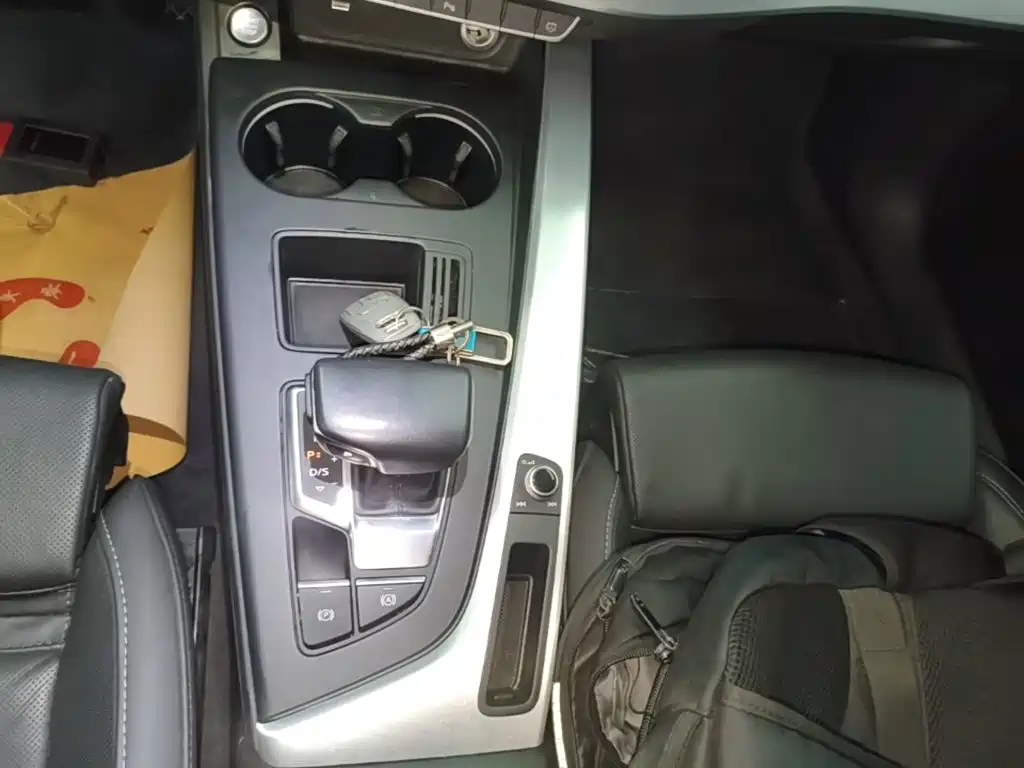 Audi A4L — миниатюра 14