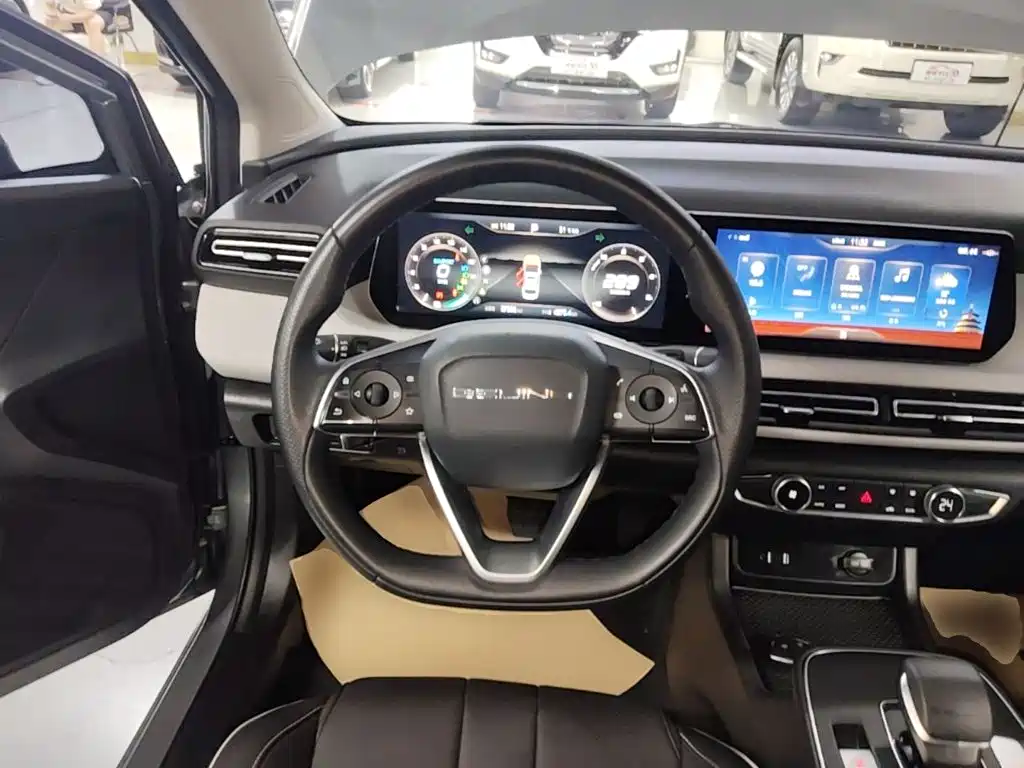 BAIC EU5 Plus — миниатюра 11