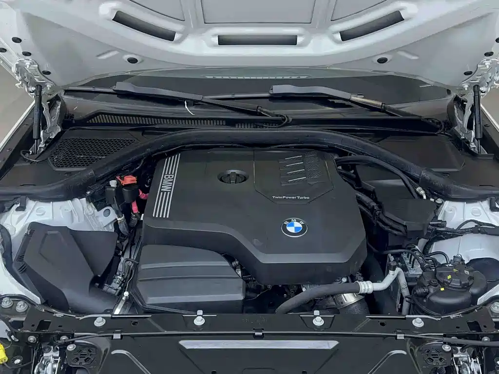 BMW 3 Series — миниатюра 14
