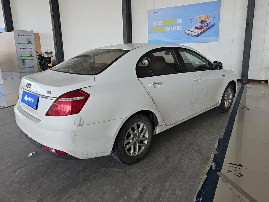 Geely Emgrand — миниатюра 3