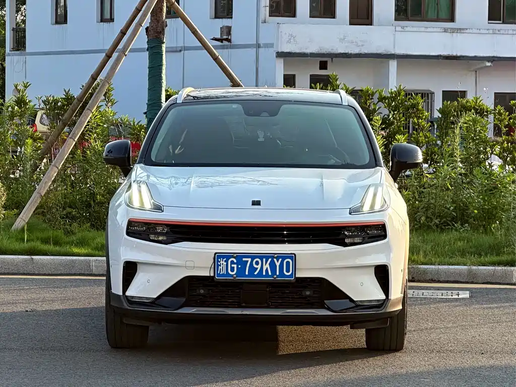 Lynk & Co 06 2020 1.5T Halo