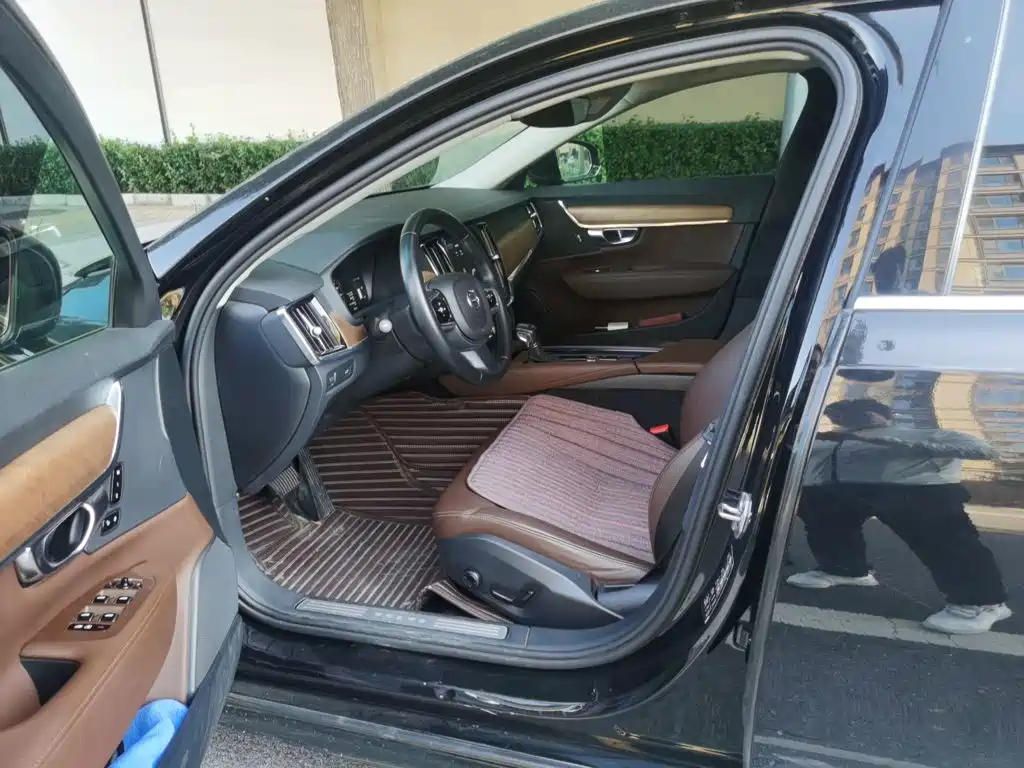 Volvo S90 — миниатюра 12