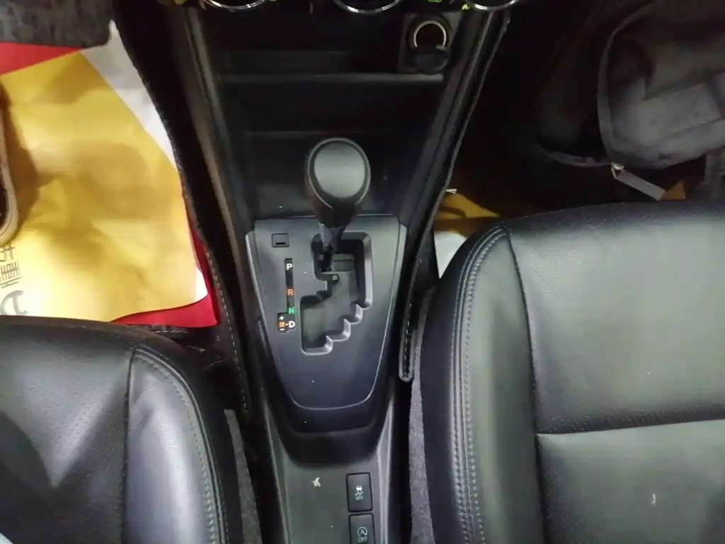 Toyota Yaris L — миниатюра 14