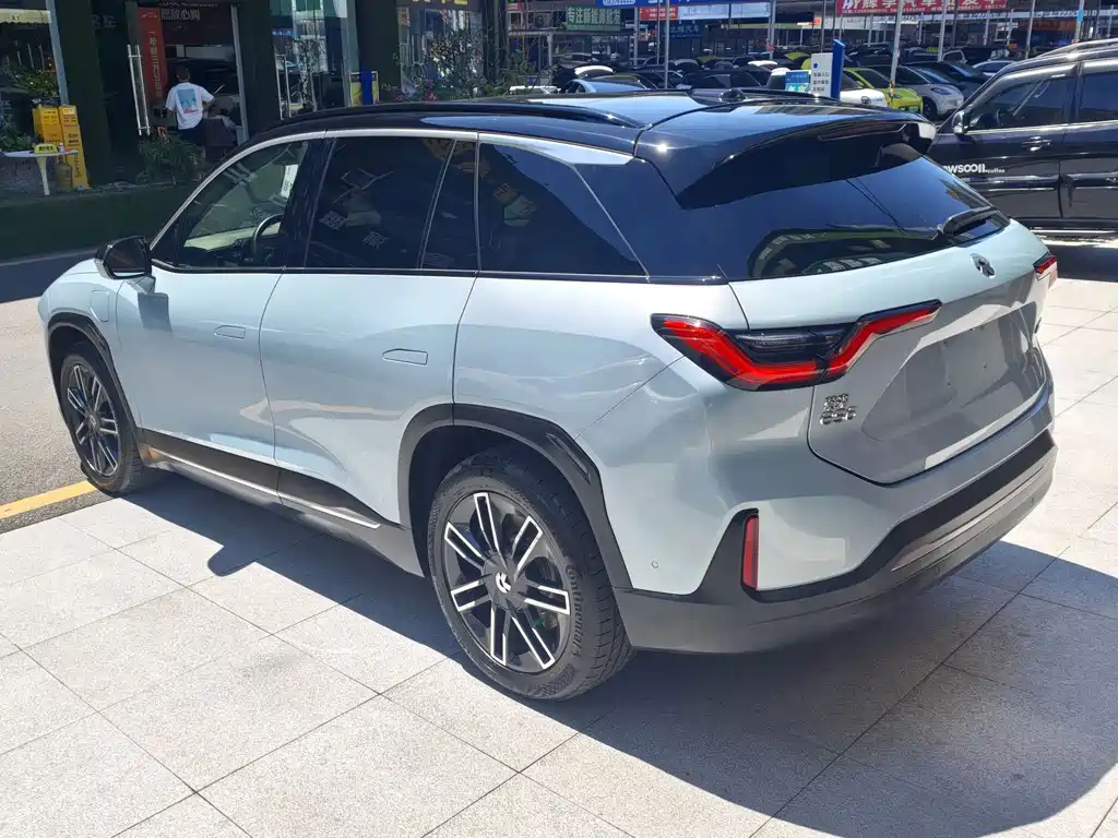NIO ES6 — миниатюра 11