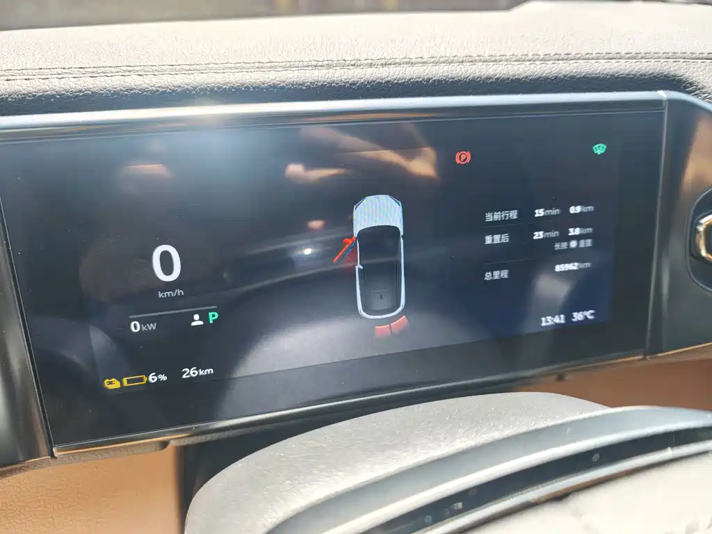 NIO ES6 — миниатюра 6