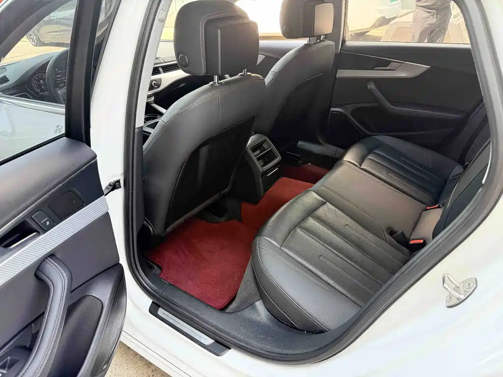 Audi A4L — миниатюра 7