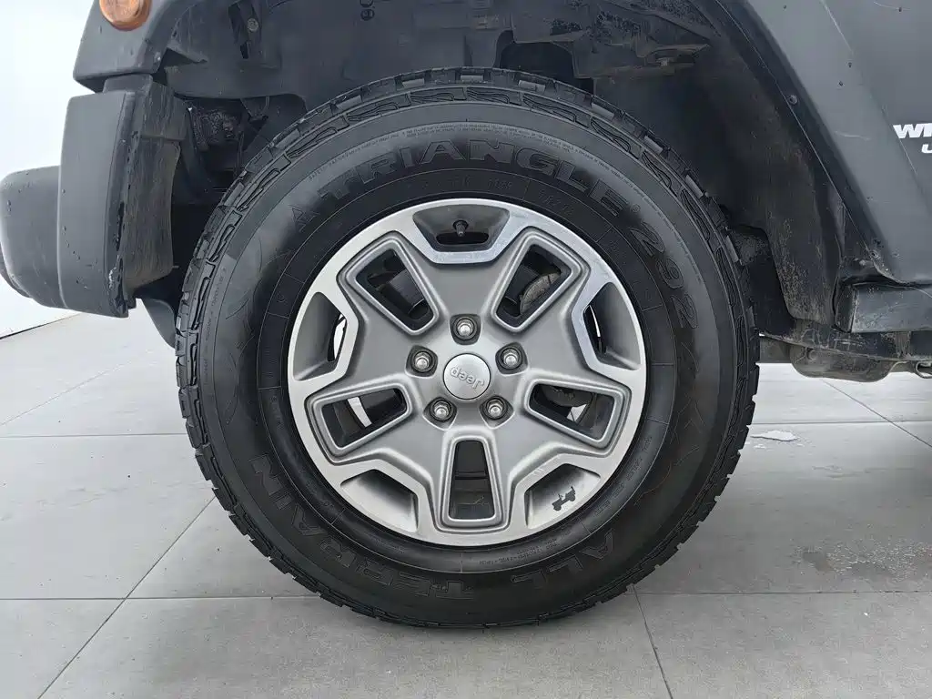 Jeep Wrangler — миниатюра 17