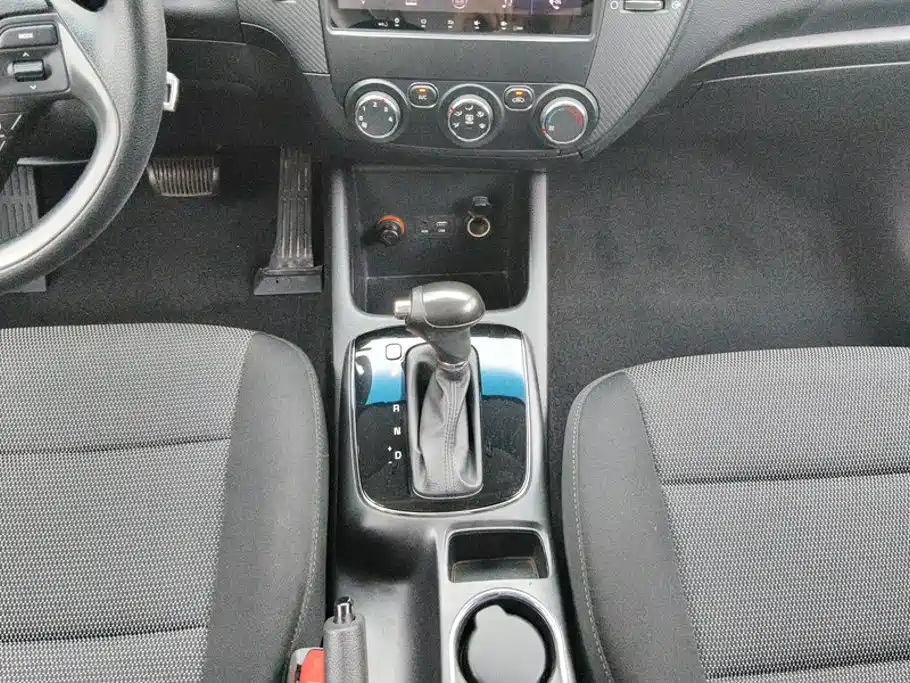 Kia K3 — миниатюра 16