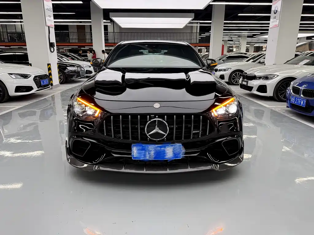 Mercedes-Benz E-Class — миниатюра 2