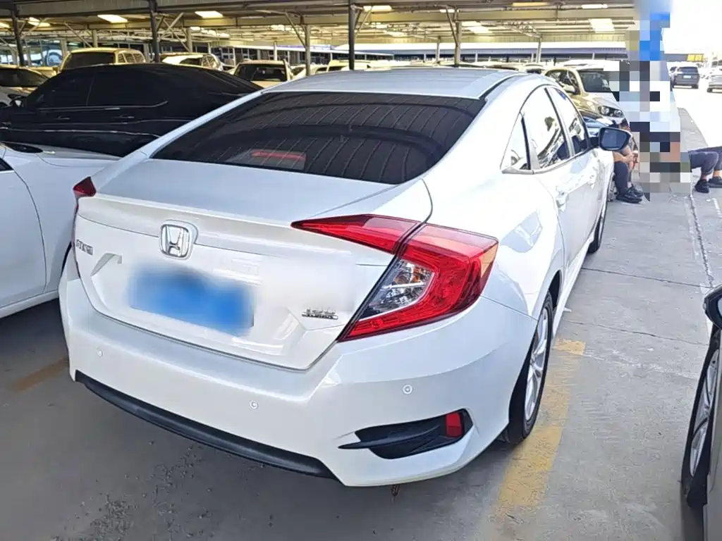 Honda Civic — миниатюра 7