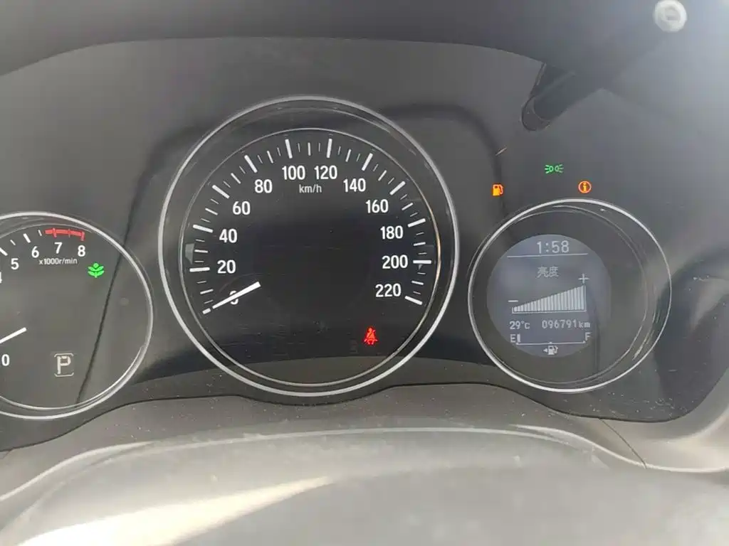 Honda Vezel — миниатюра 12
