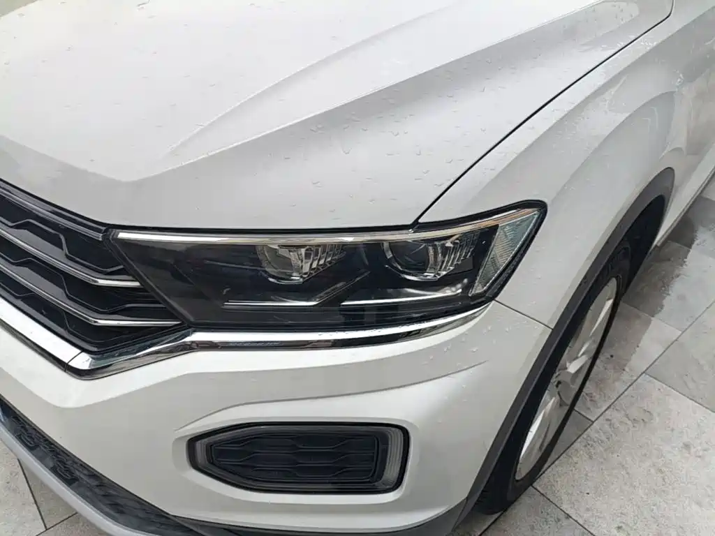 Volkswagen T-Roc — миниатюра 24