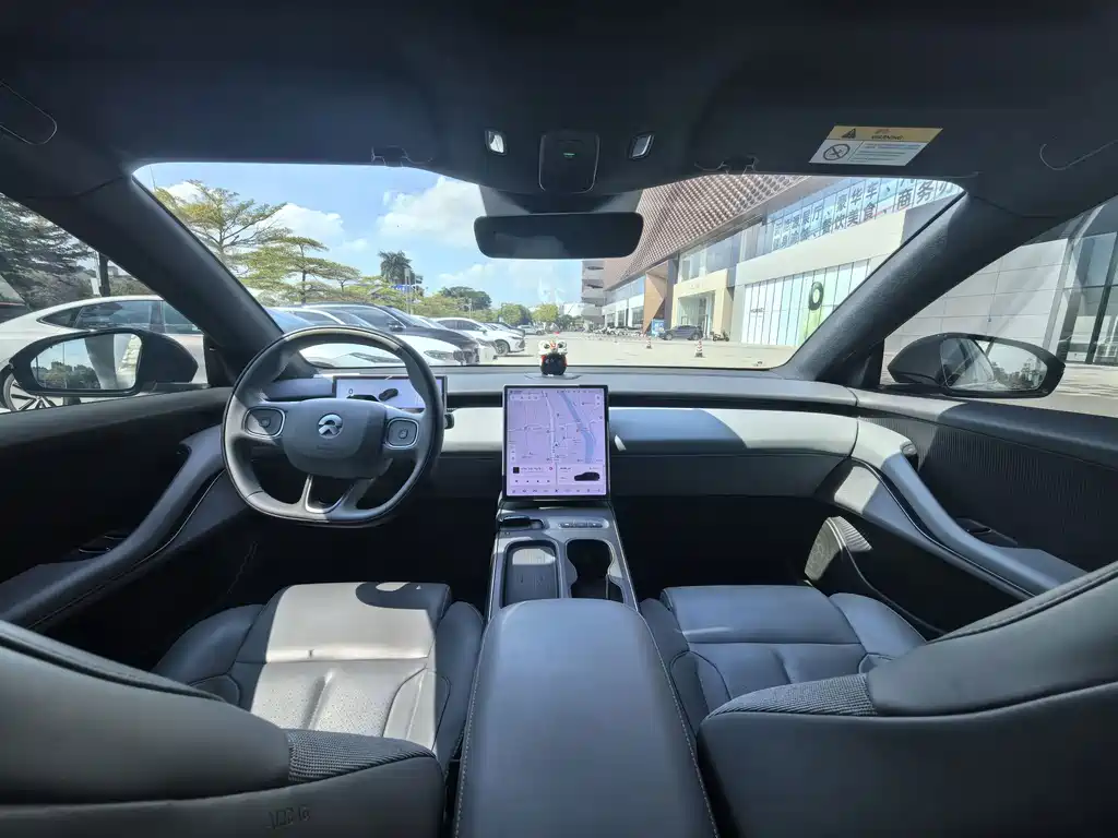 NIO ET5T — миниатюра 7