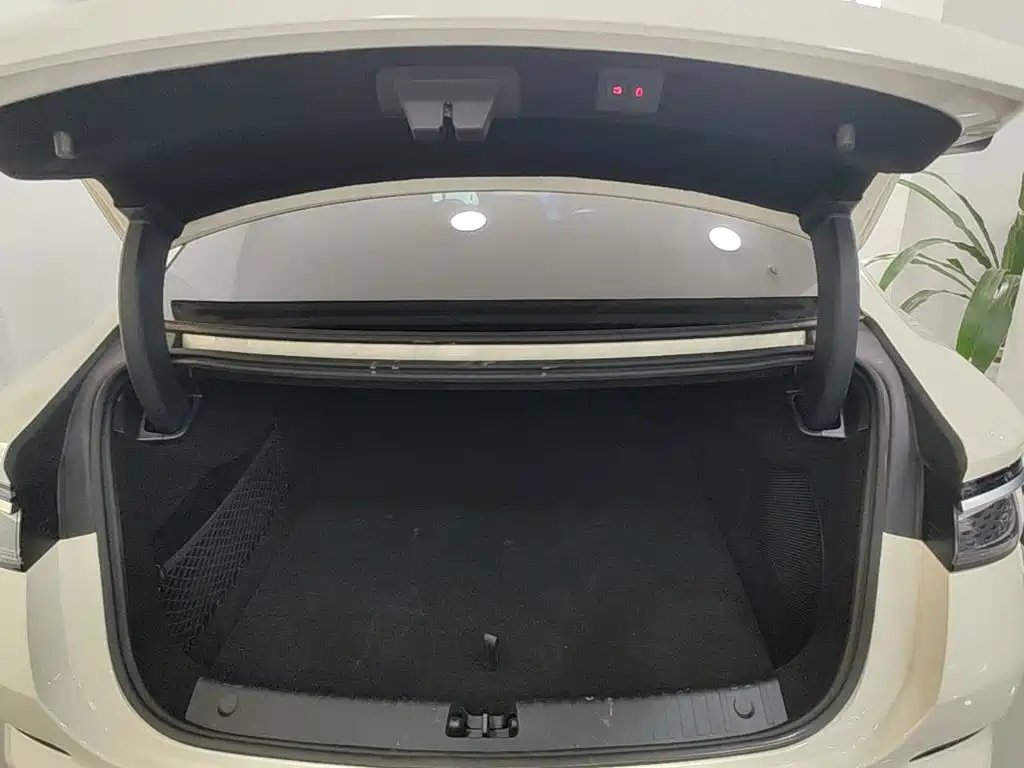BYD Seal 07 DM-i — миниатюра 19