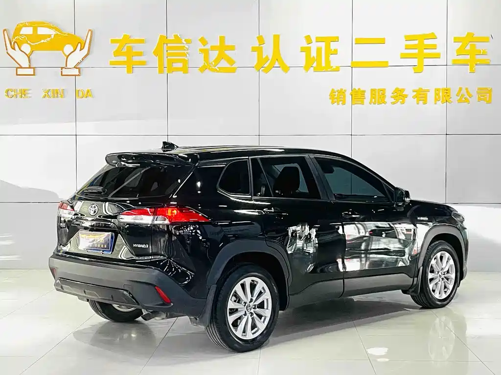 Toyota Corolla Cross — миниатюра 2