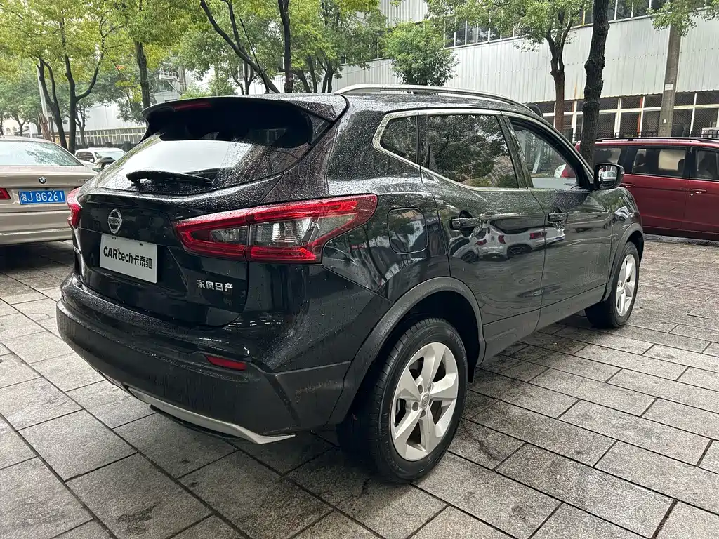 Nissan Qashqai — миниатюра 11