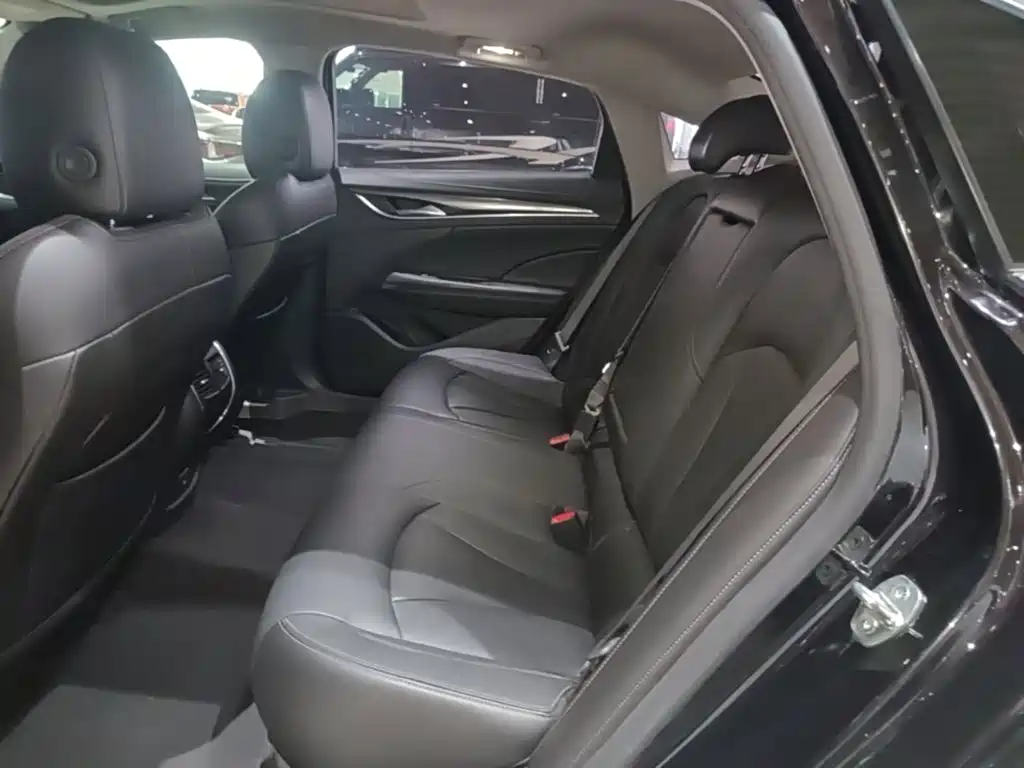Buick LaCrosse — миниатюра 17