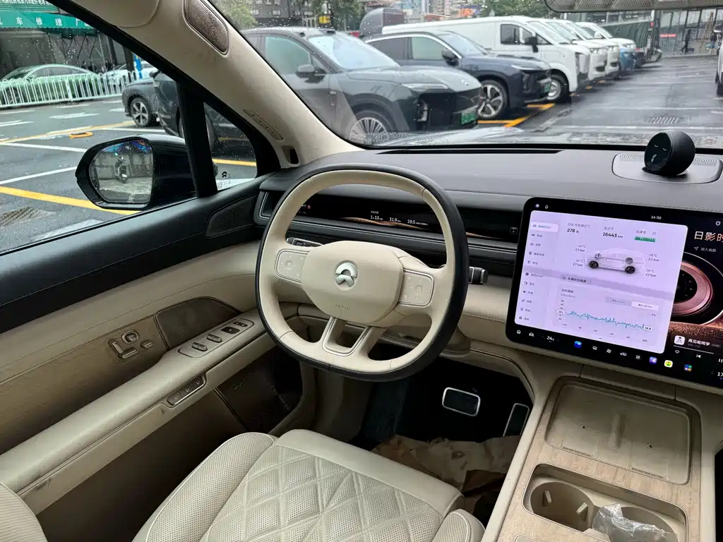 NIO ES8 — миниатюра 19
