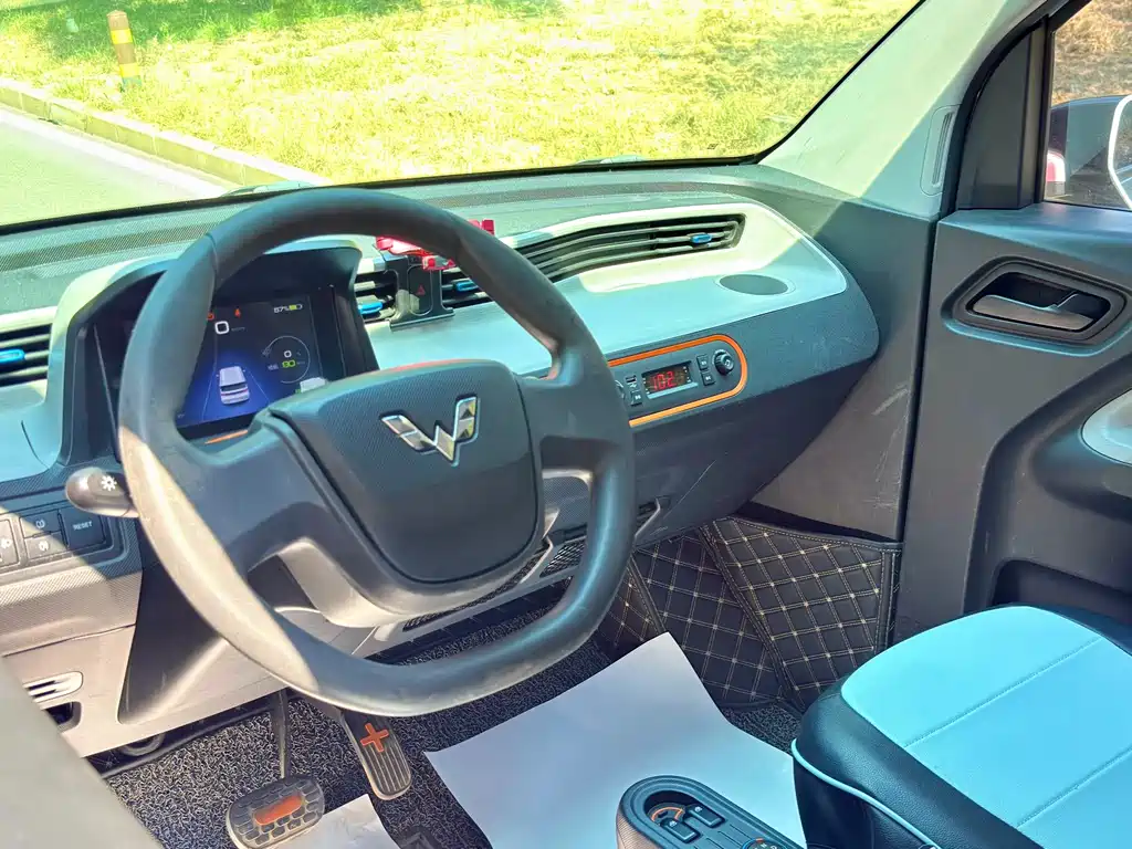 Wuling MINIEV — миниатюра 7